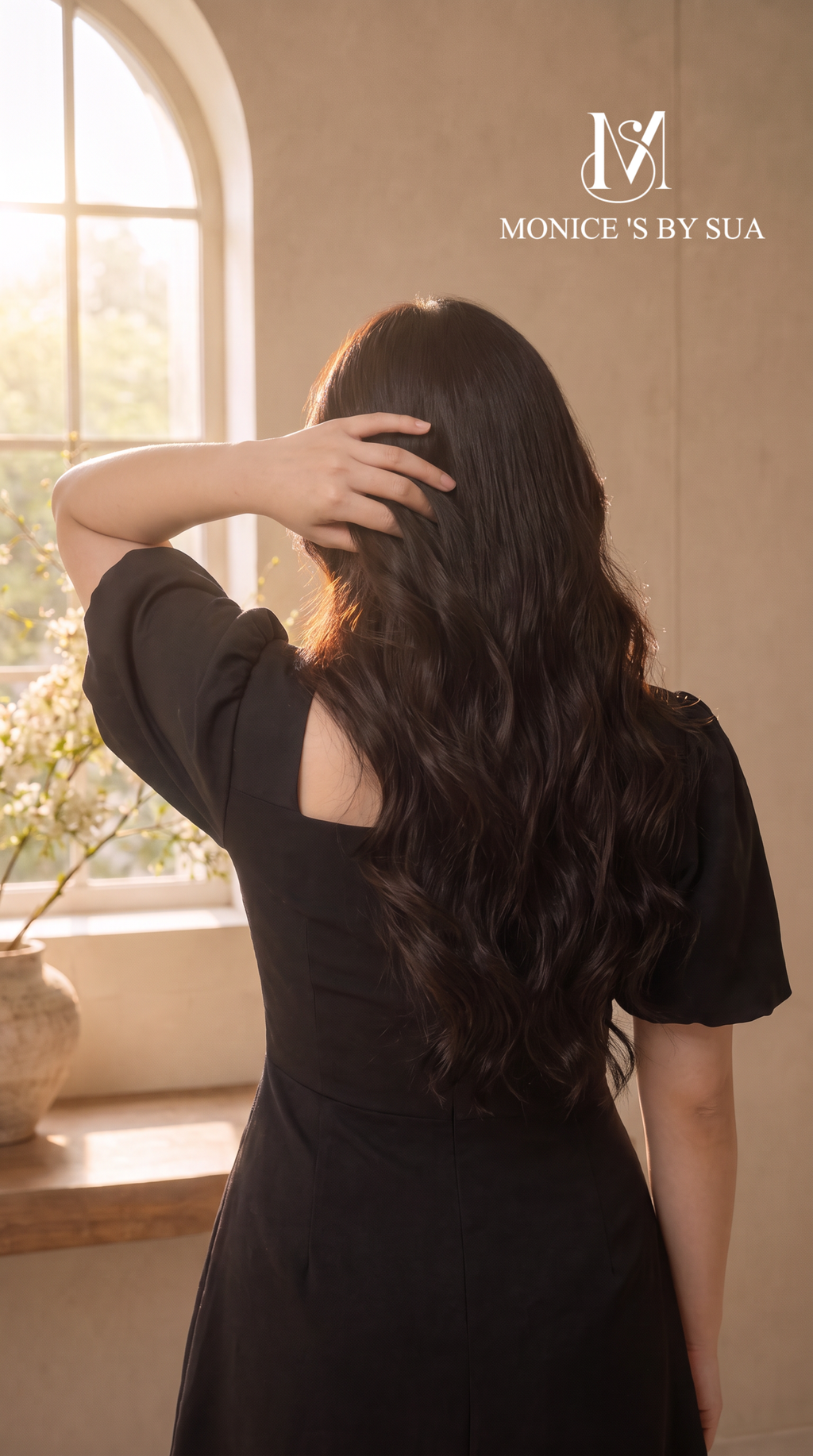女模特专业服装摄影半身背面近景