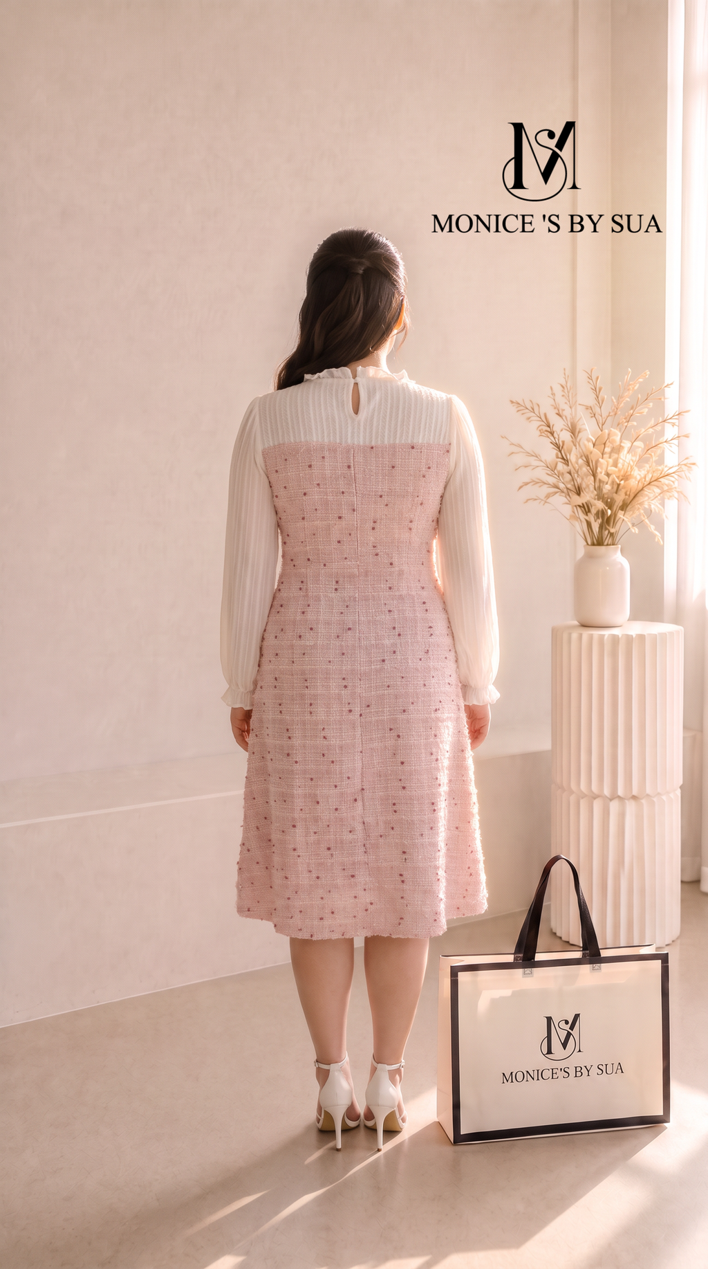 全身背面女模特专业服装摄影图
