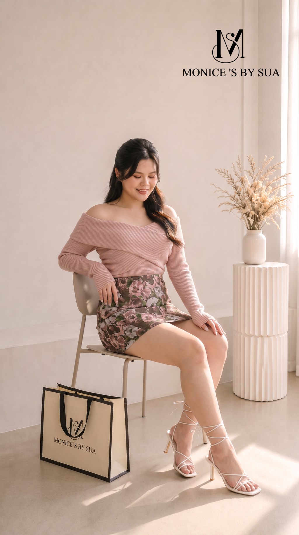 女模特坐姿服装摄影全身图 (3)