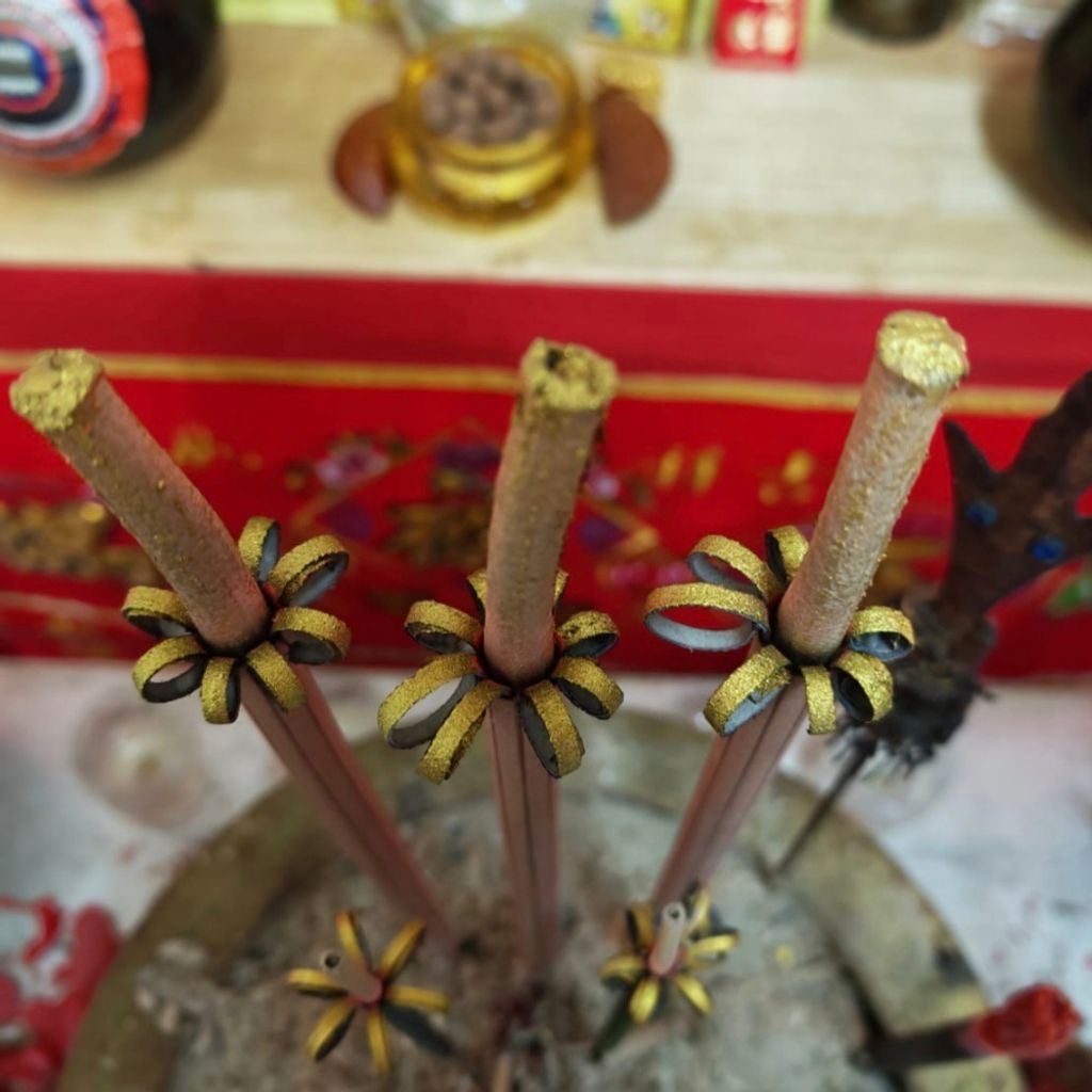 Screenshot_20250627_220532_WhatsApp