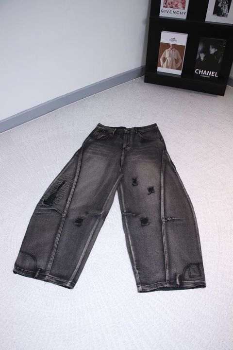 LINE_ALBUM_2025824_250930_40