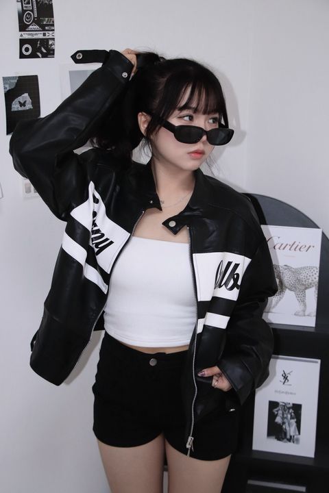 LINE_ALBUM_20251024_251024_37