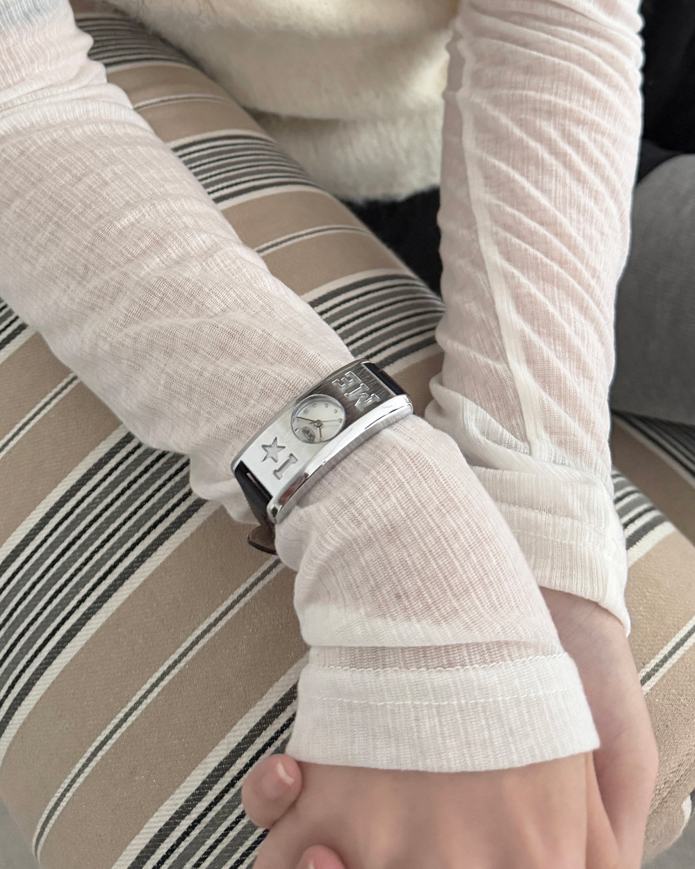 58e77112d05a8f9f3a22a1f8480297a5