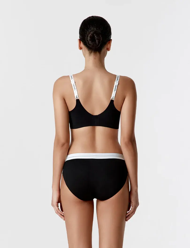 a195757565f321e43516fd3a23e1211c