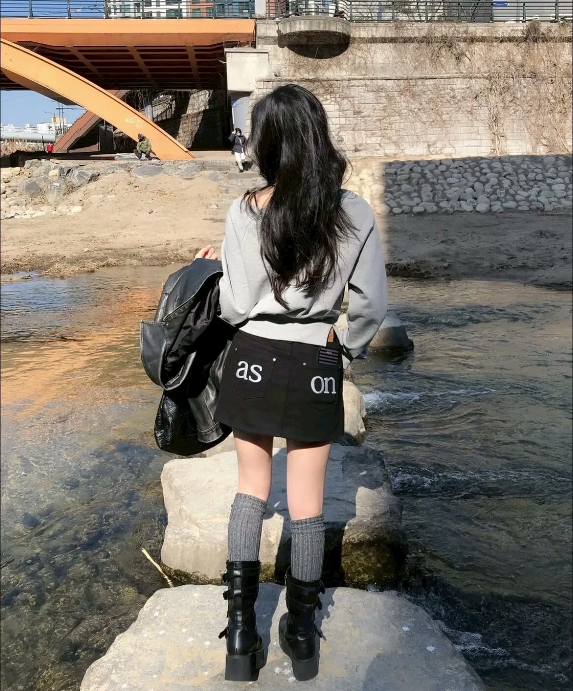 EDB70DE6-568B-4C28-AC20-5B17B970A8FE