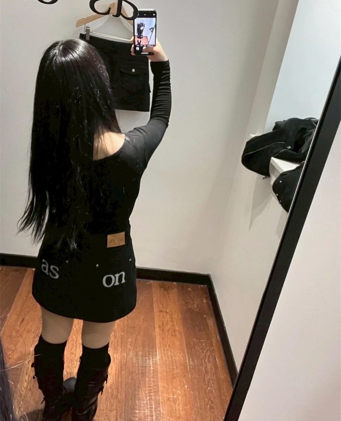 134159E8-7800-4E5B-9039-6B1715D24582