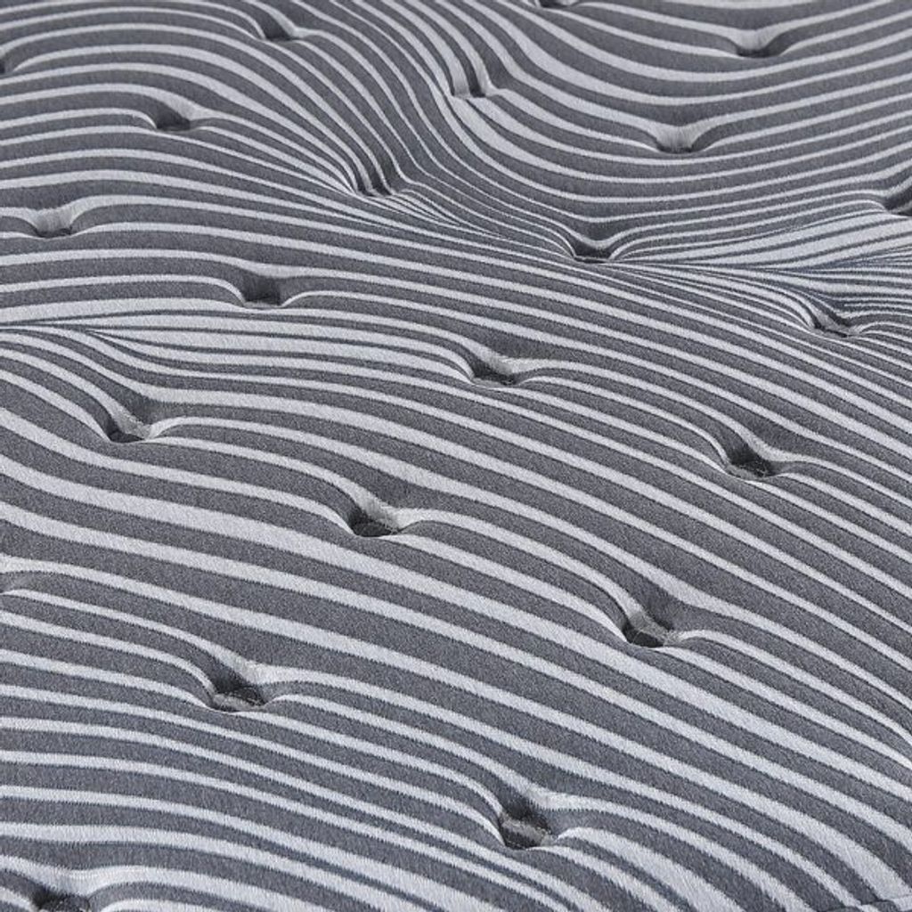 Grand-Regent-3-600x600