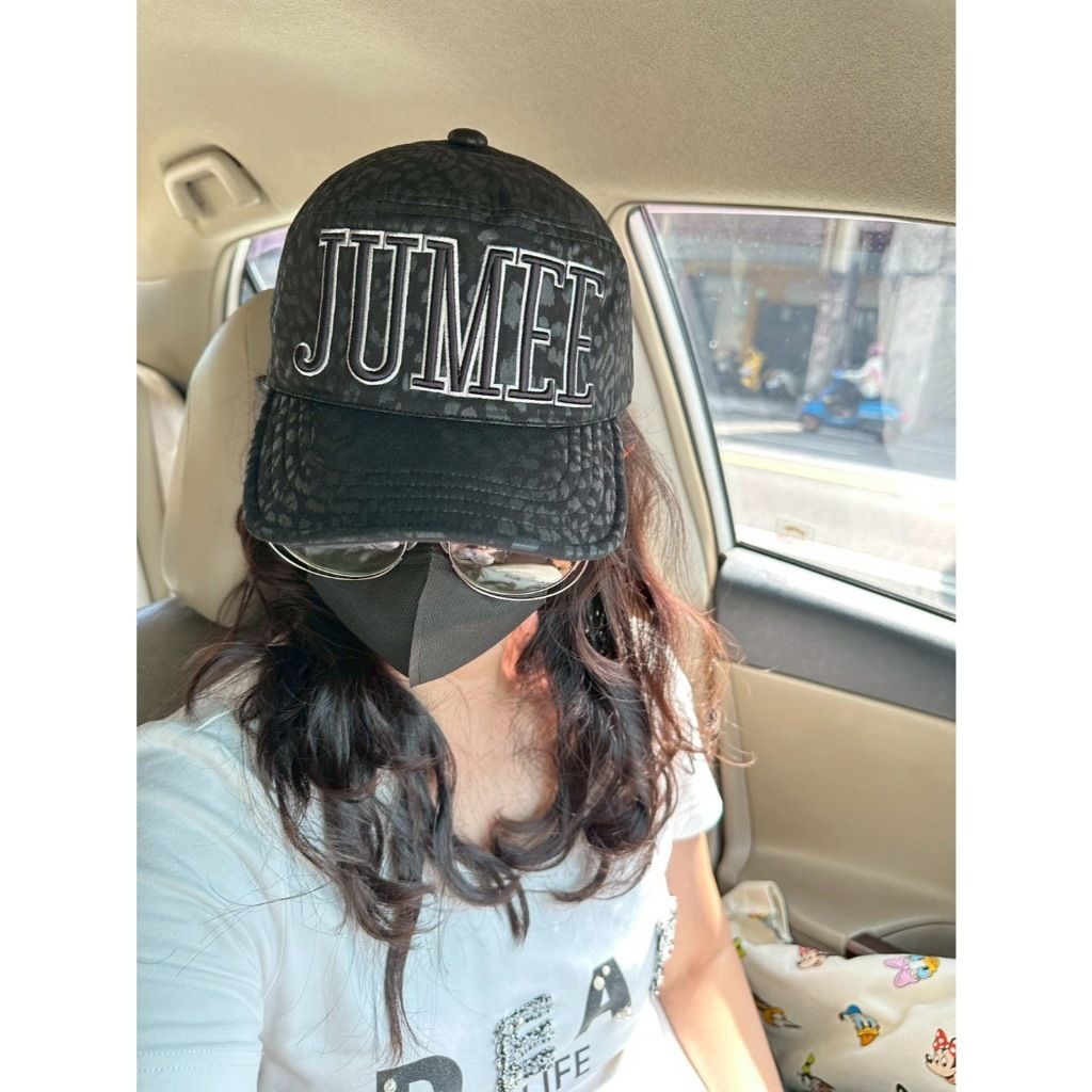 tw-11134207-7ra0r-mbfd8zn4g8vied