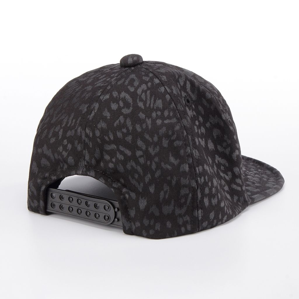 tw-11134207-7ra0j-mbeuczn7x9sm72