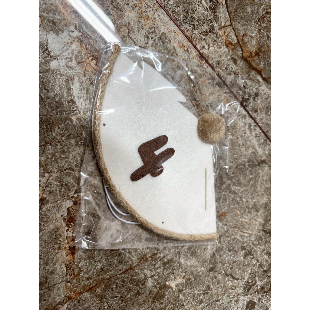 tw-11134207-7ra0q-mbrho9pafmzua5