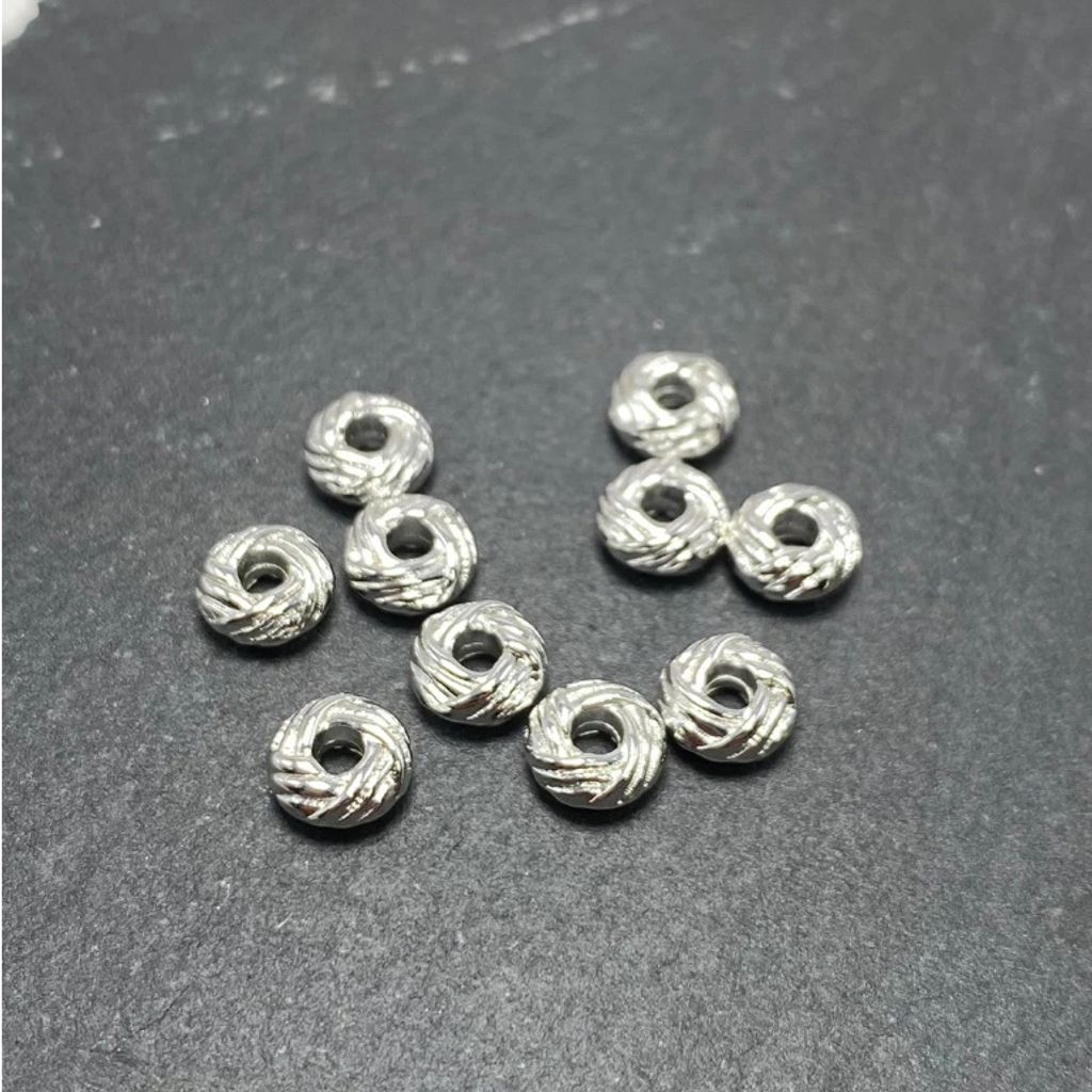 tw-11134207-81zth-mj7yjua5tam88c