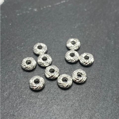 tw-11134207-81zth-mj7yjua5tam88c