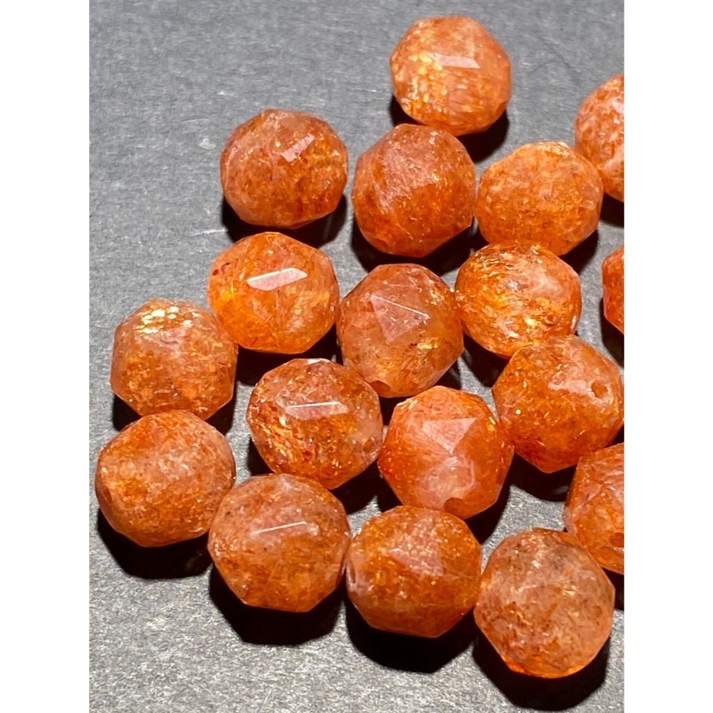 tw-11134207-820lg-mm1c8blu7210d5