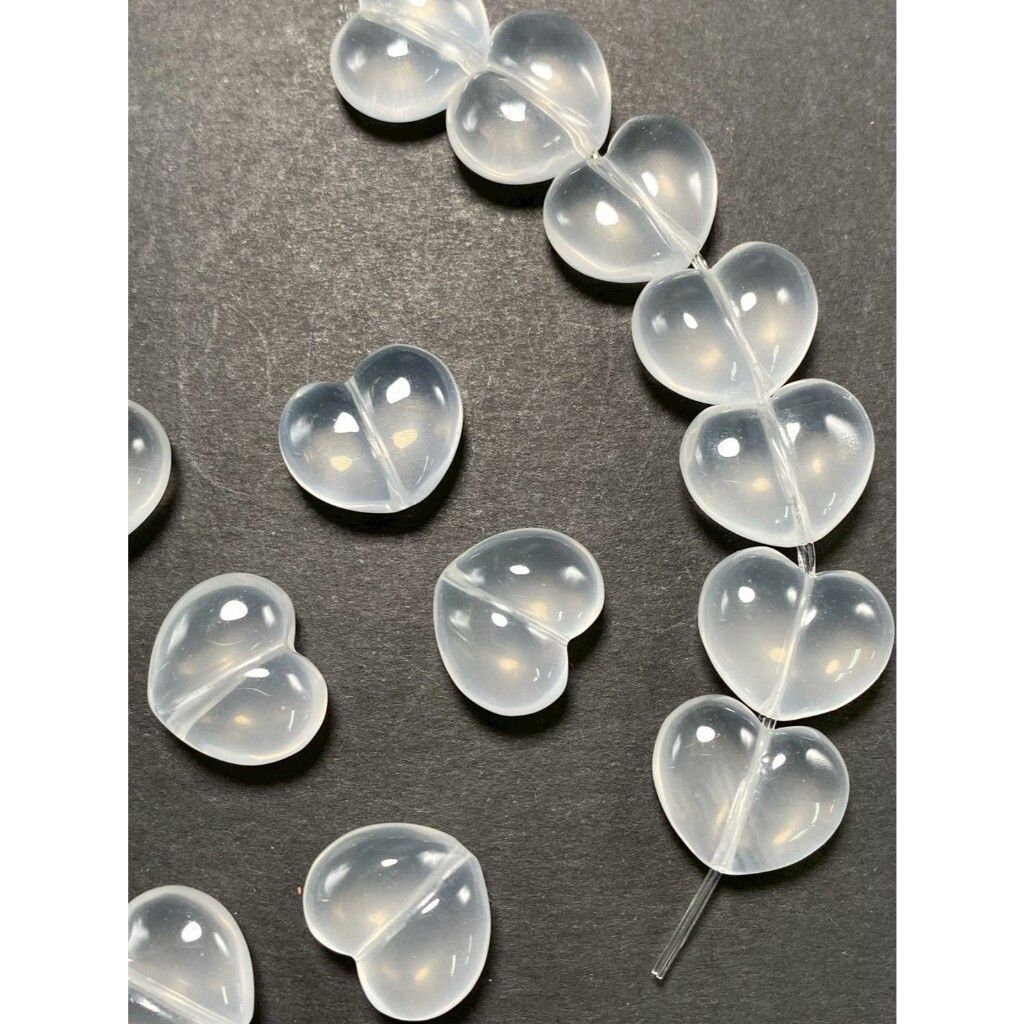 tw-11134207-81ztf-mhiv8zxe2mfce4