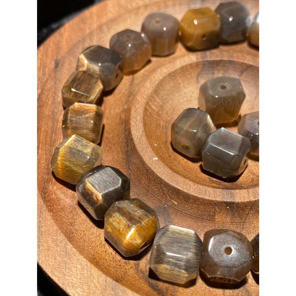 tw-11134207-820lc-mmvi5zl9pwxyac