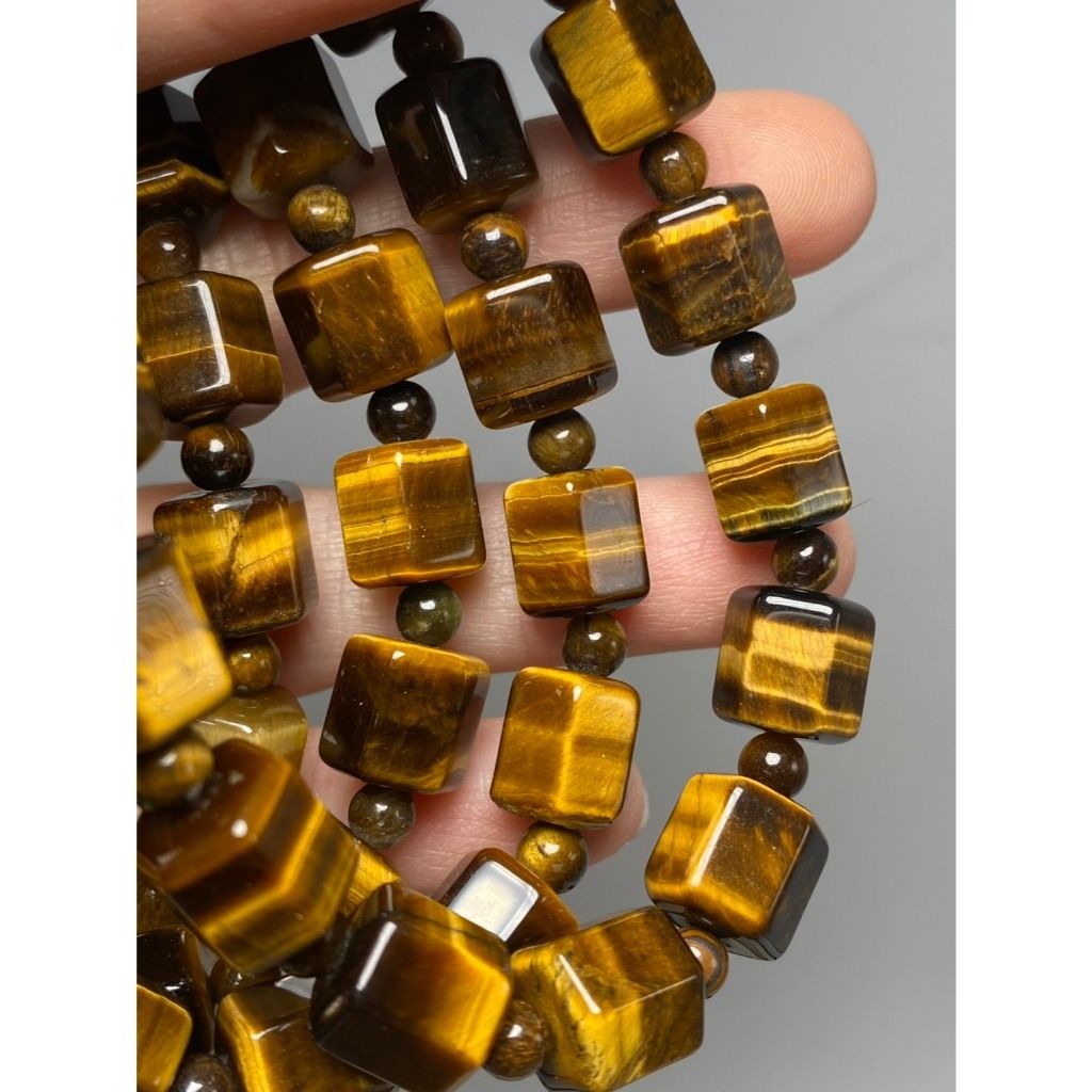 tw-11134207-820lb-ml4qiuf38nij73