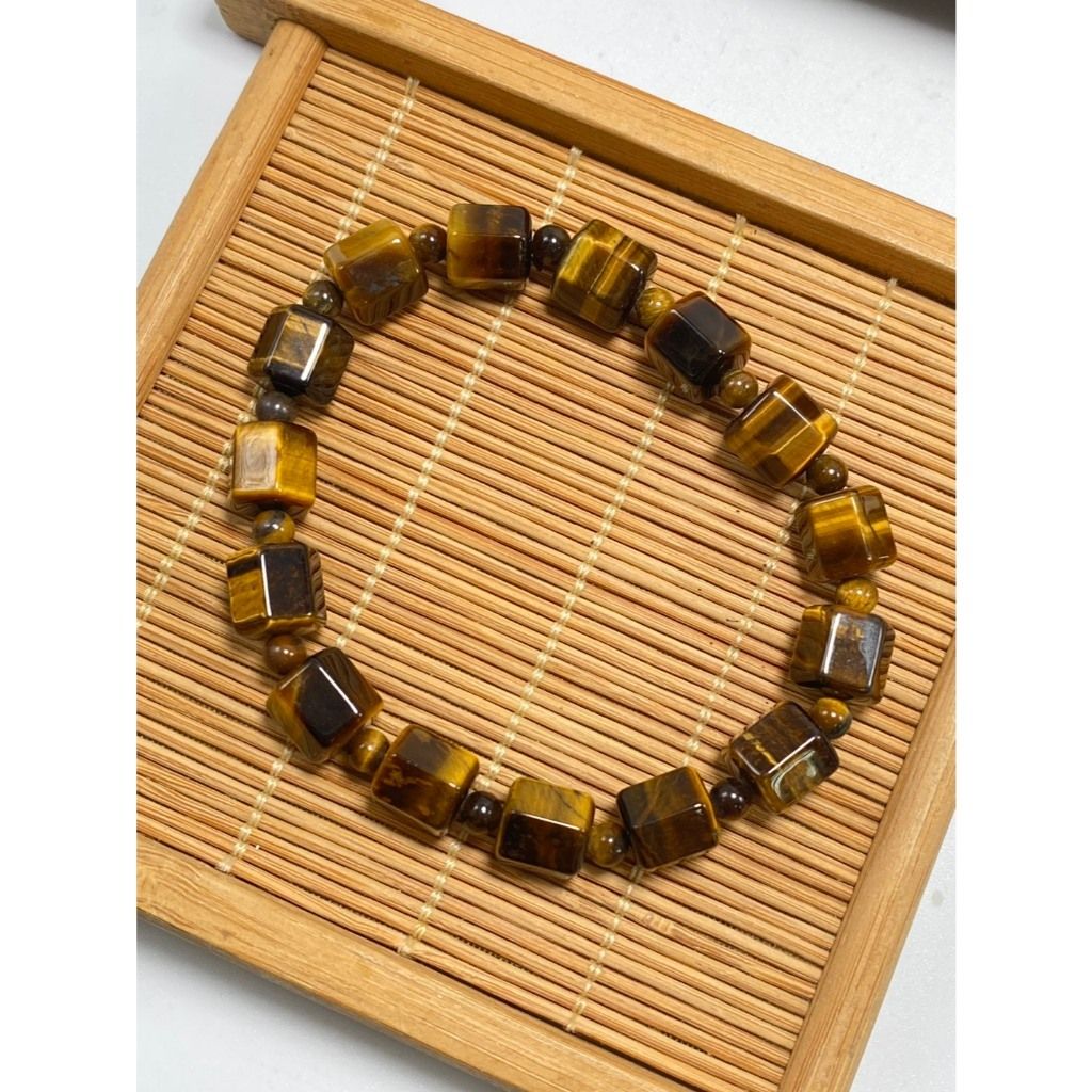 tw-11134207-820l9-ml4qiueuxgjw86