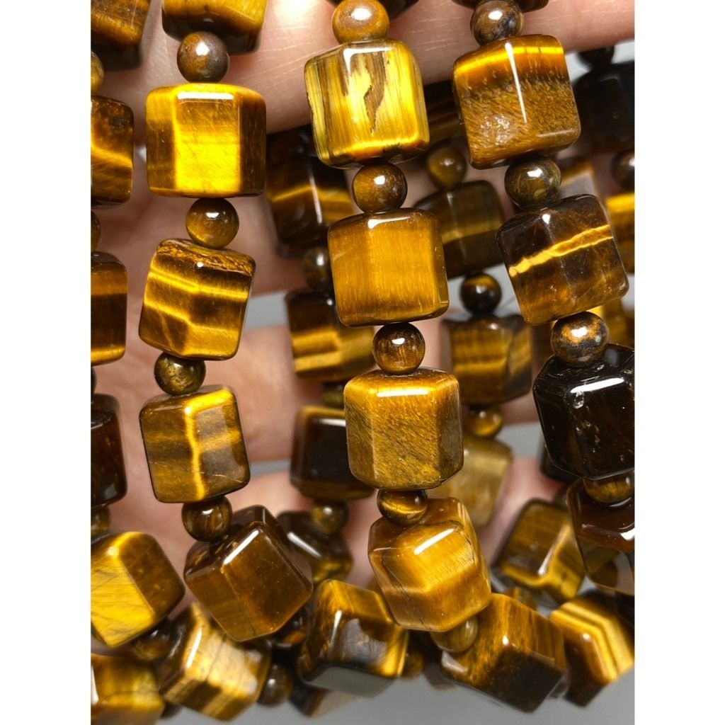 tw-11134207-820le-ml4qiuespe6n03