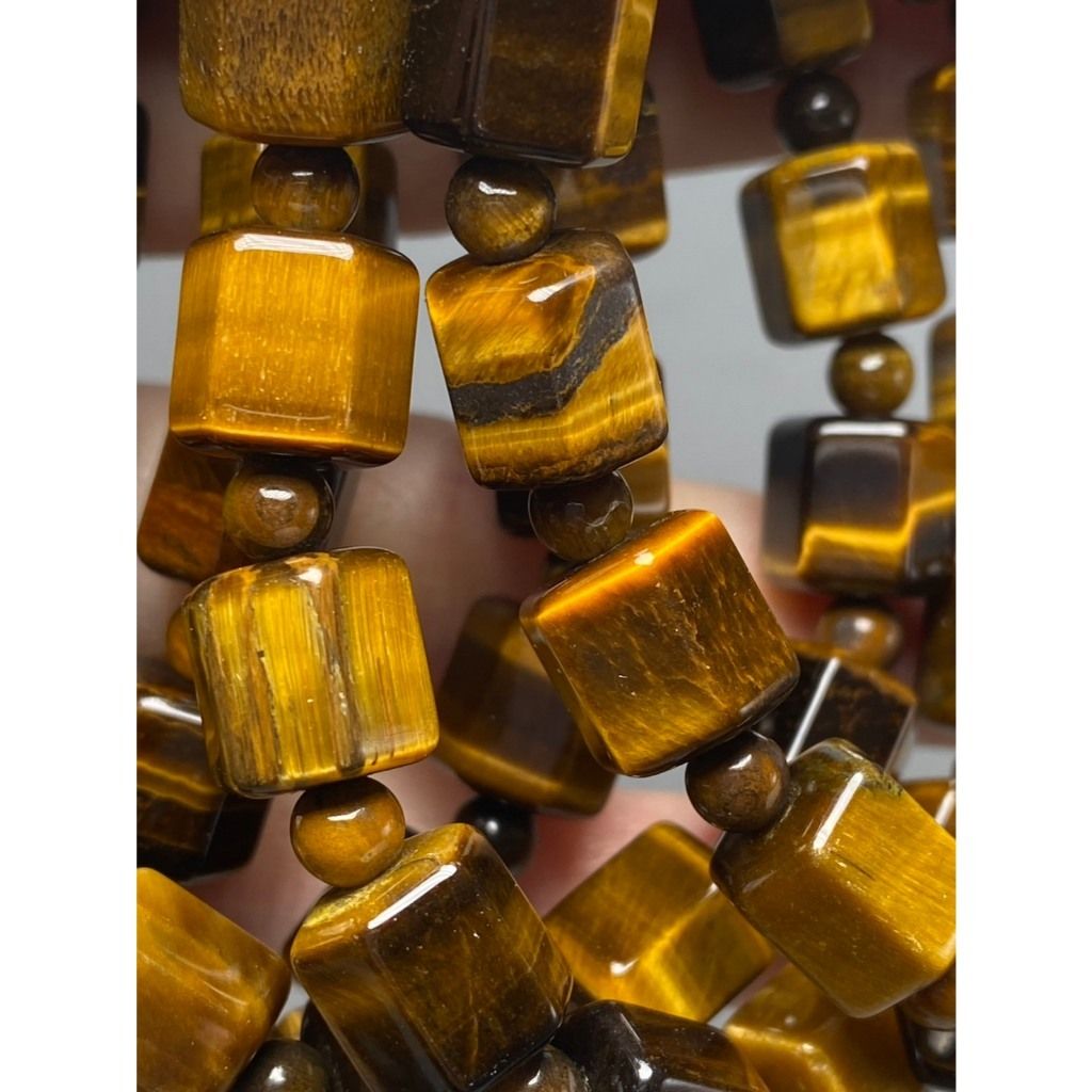 tw-11134207-820lc-ml4qiuewoo3tf8