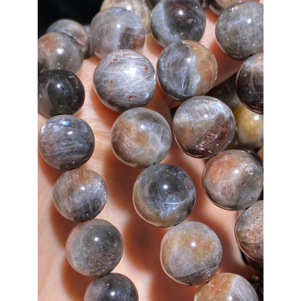 tw-11134207-820lg-mmviu1nzyq6ce0