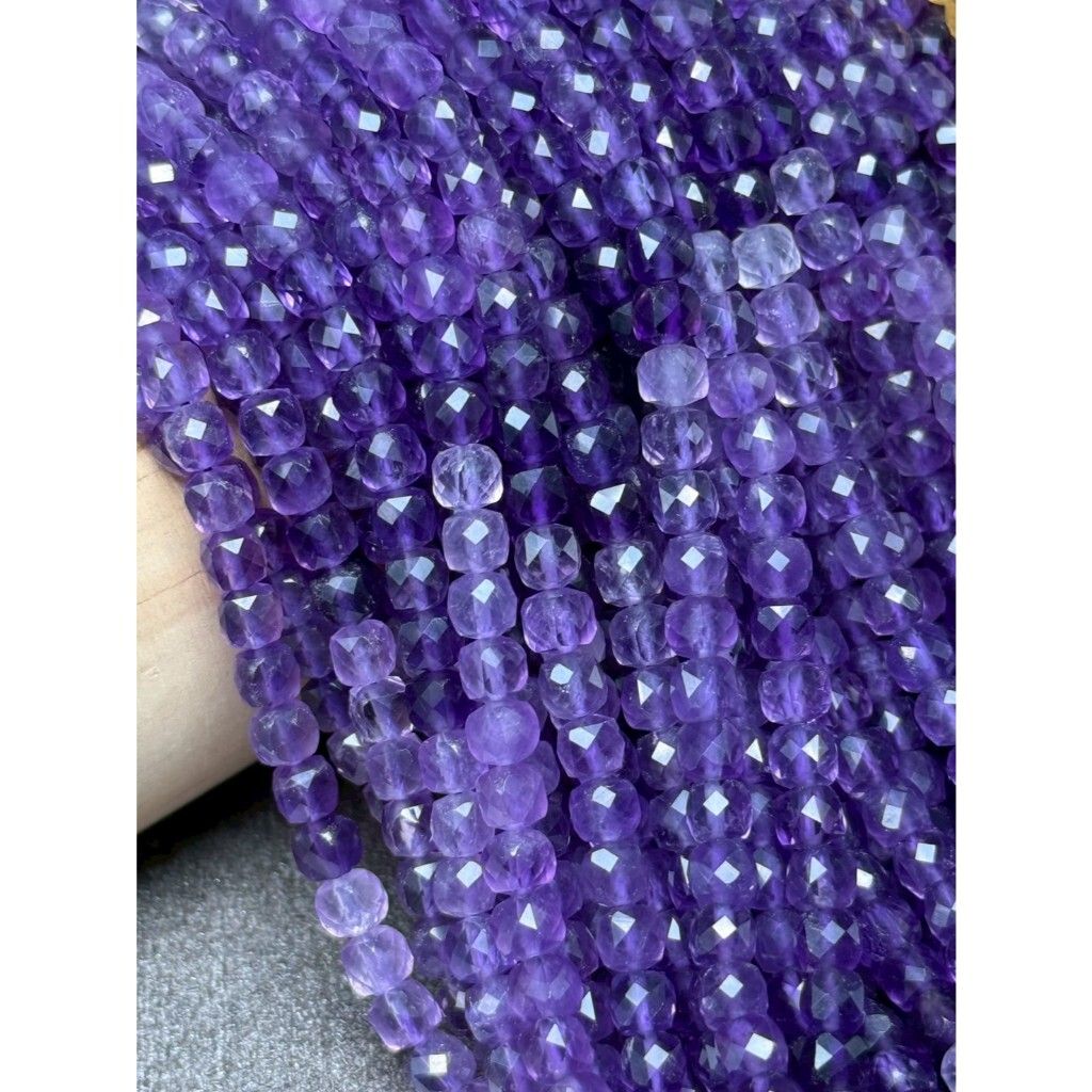 tw-11134207-7ra0s-mcvvoiubax62ec