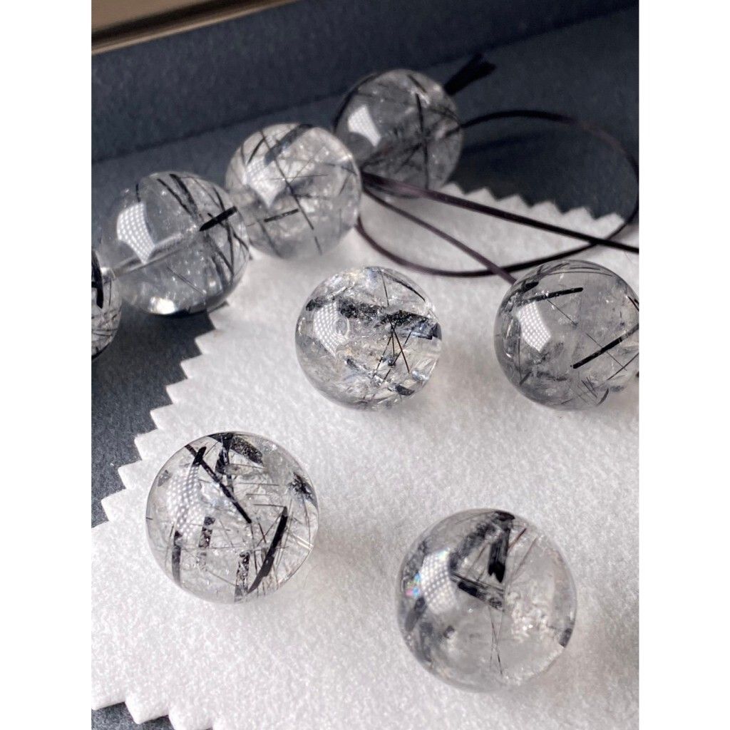 tw-11134207-7rasm-m4a6szasgkw0c8