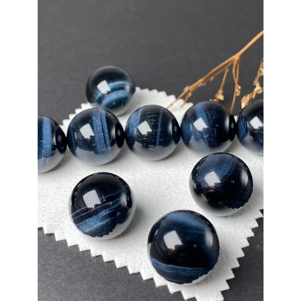 tw-11134207-7rasg-m4a696u93ikg61