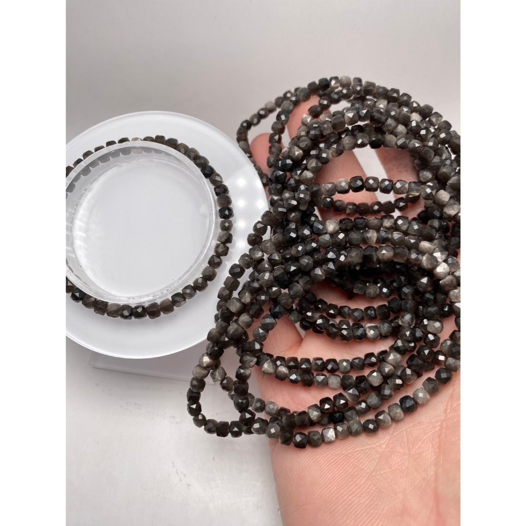 tw-11134207-7r98z-lykm1juuixo41b