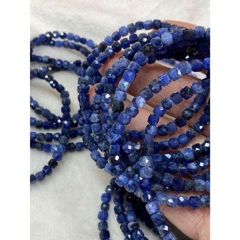 tw-11134207-7r991-luszkf7cmj7v27