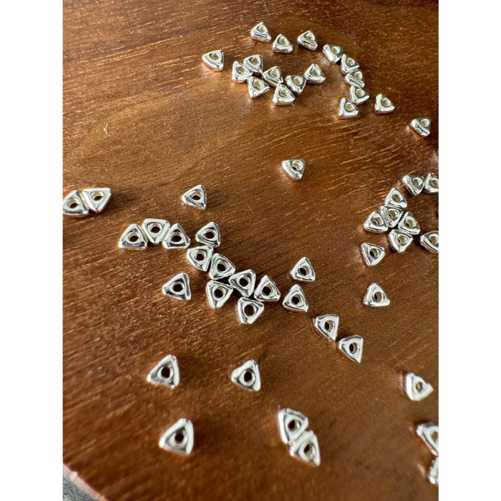 tw-11134207-7rasa-m2umsahz957o9c