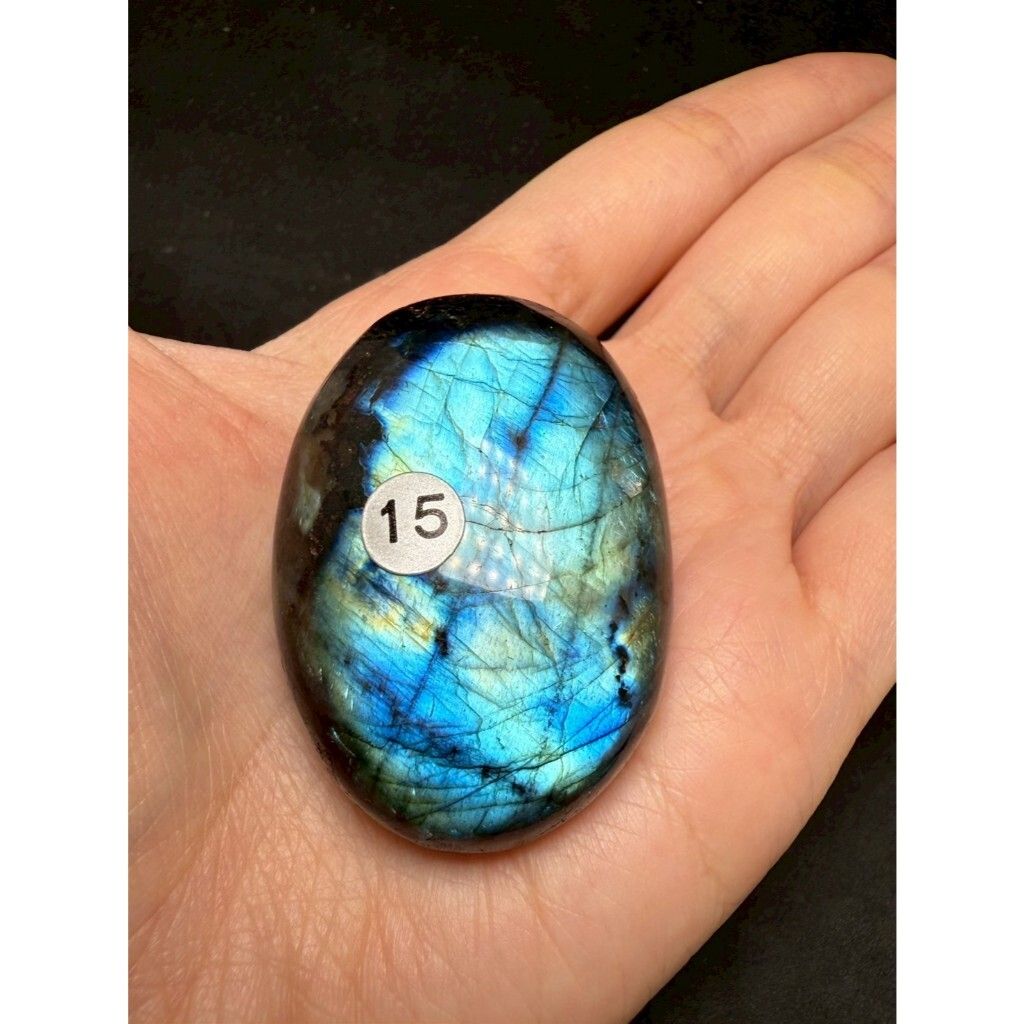 tw-11134207-7ra0s-mcadmq4v6ttdae