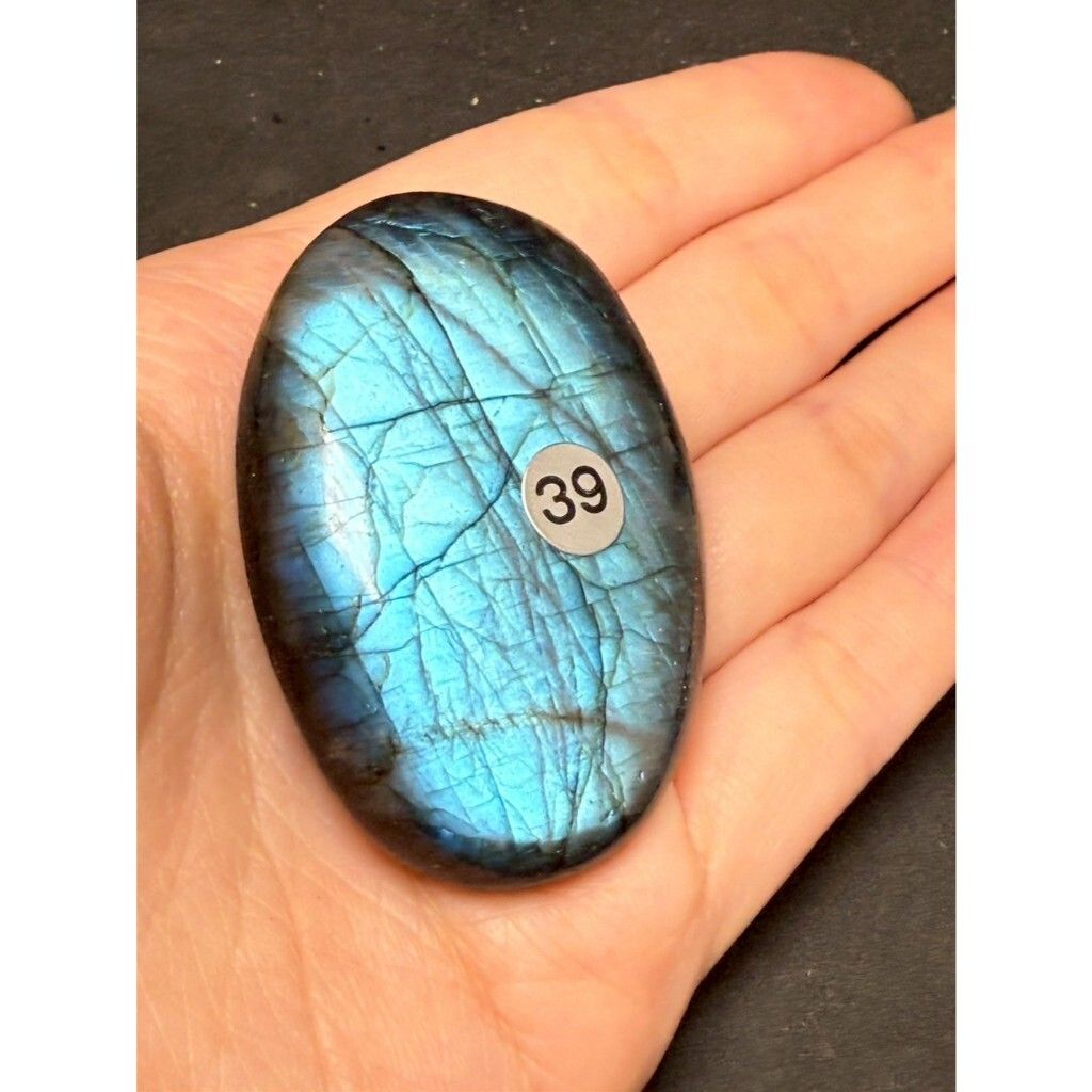 tw-11134207-7ra0p-mcadnuqjrtlabe