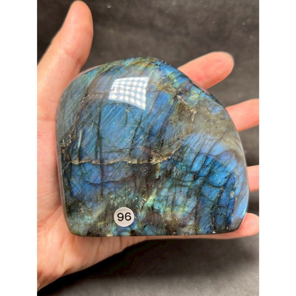 tw-11134207-7ra0r-mb7wvb69jsvtfa