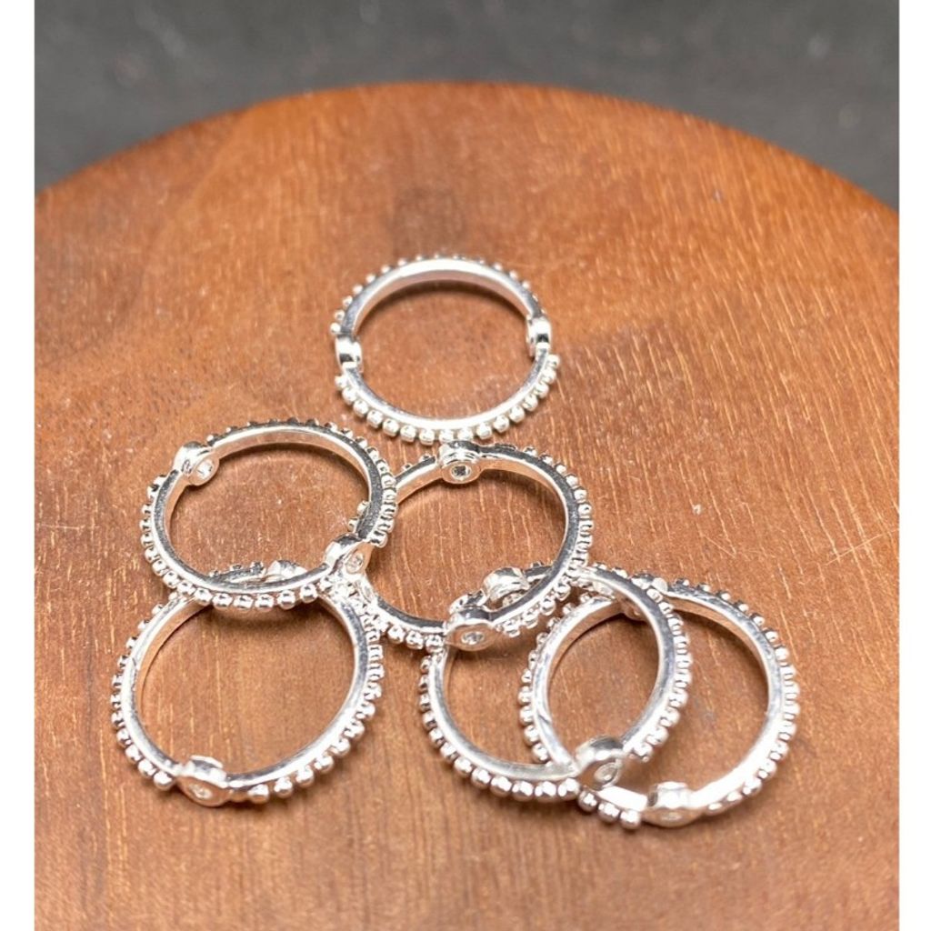 tw-11134207-7rasj-m0e8u4xzcsszfc