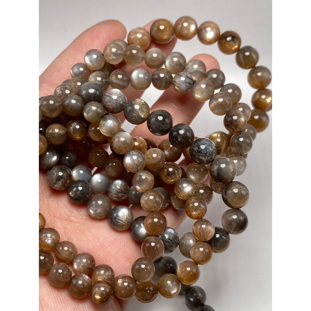 tw-11134207-7qul3-lff95tzd8x6233