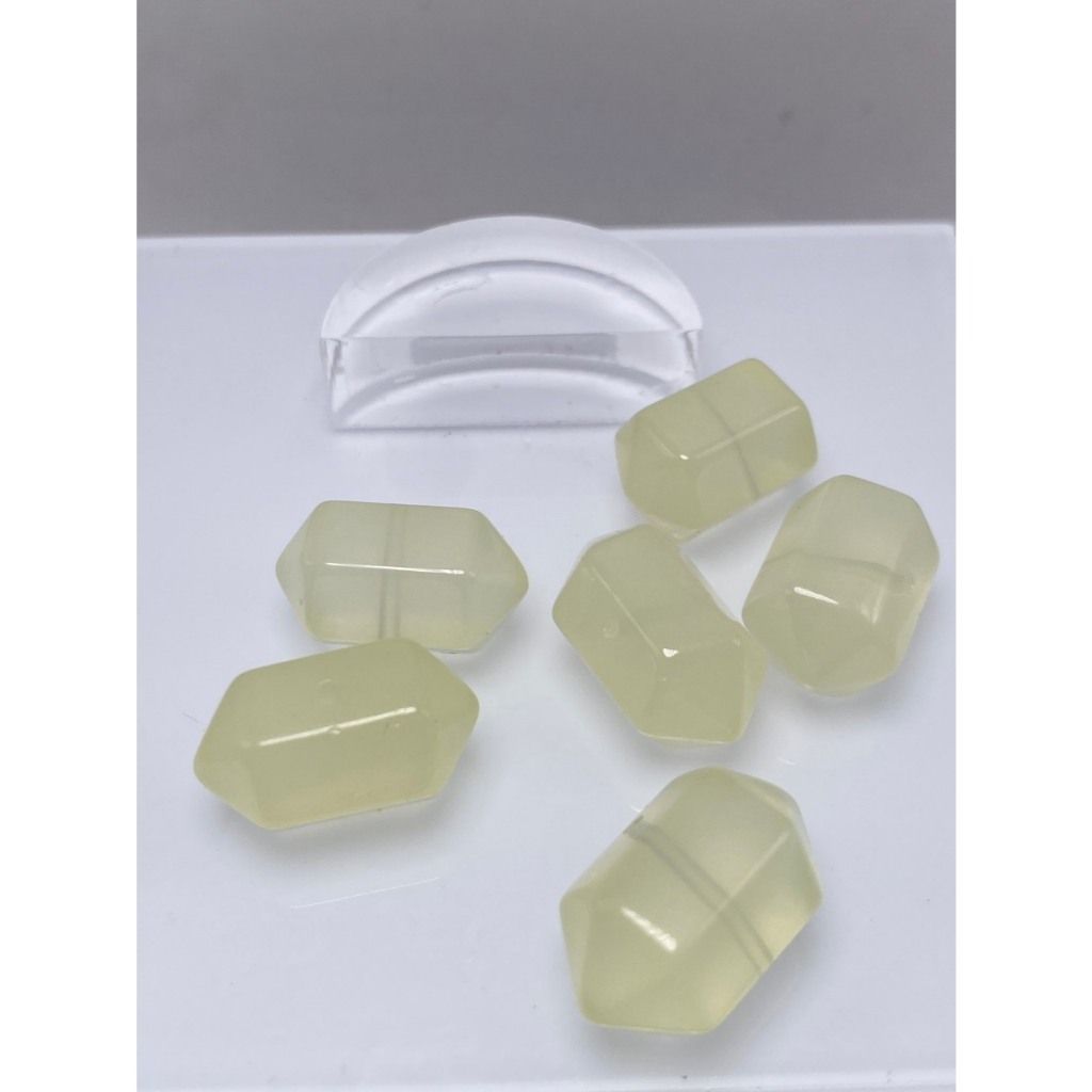 tw-11134207-7rbk8-m8d6bd5xq0c95f