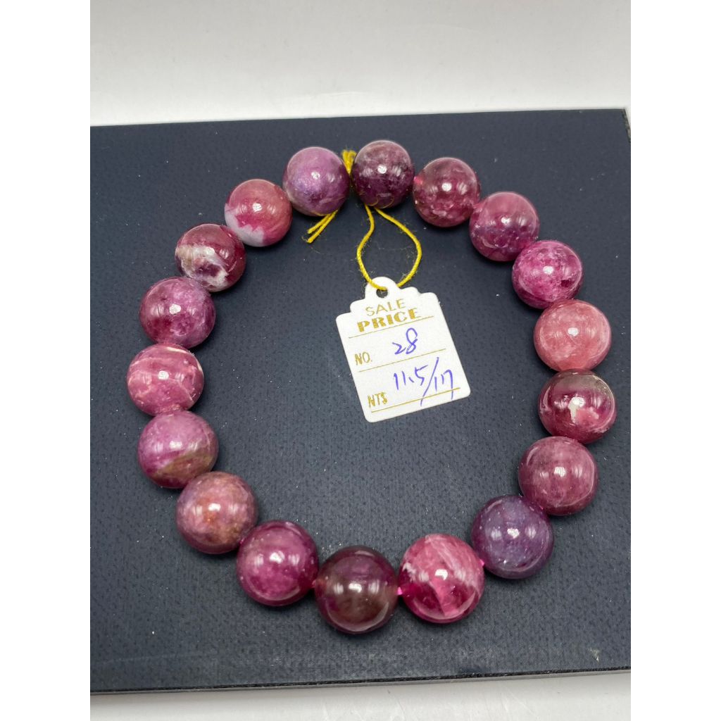 tw-11134207-23030-yr2ksh4t86nv01