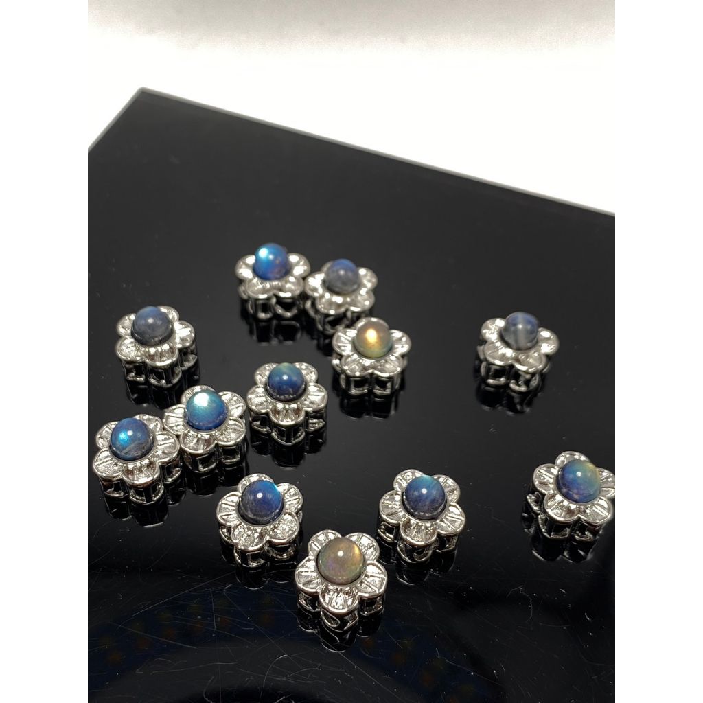 tw-11134207-7qul4-li17cc4t7o3yd8