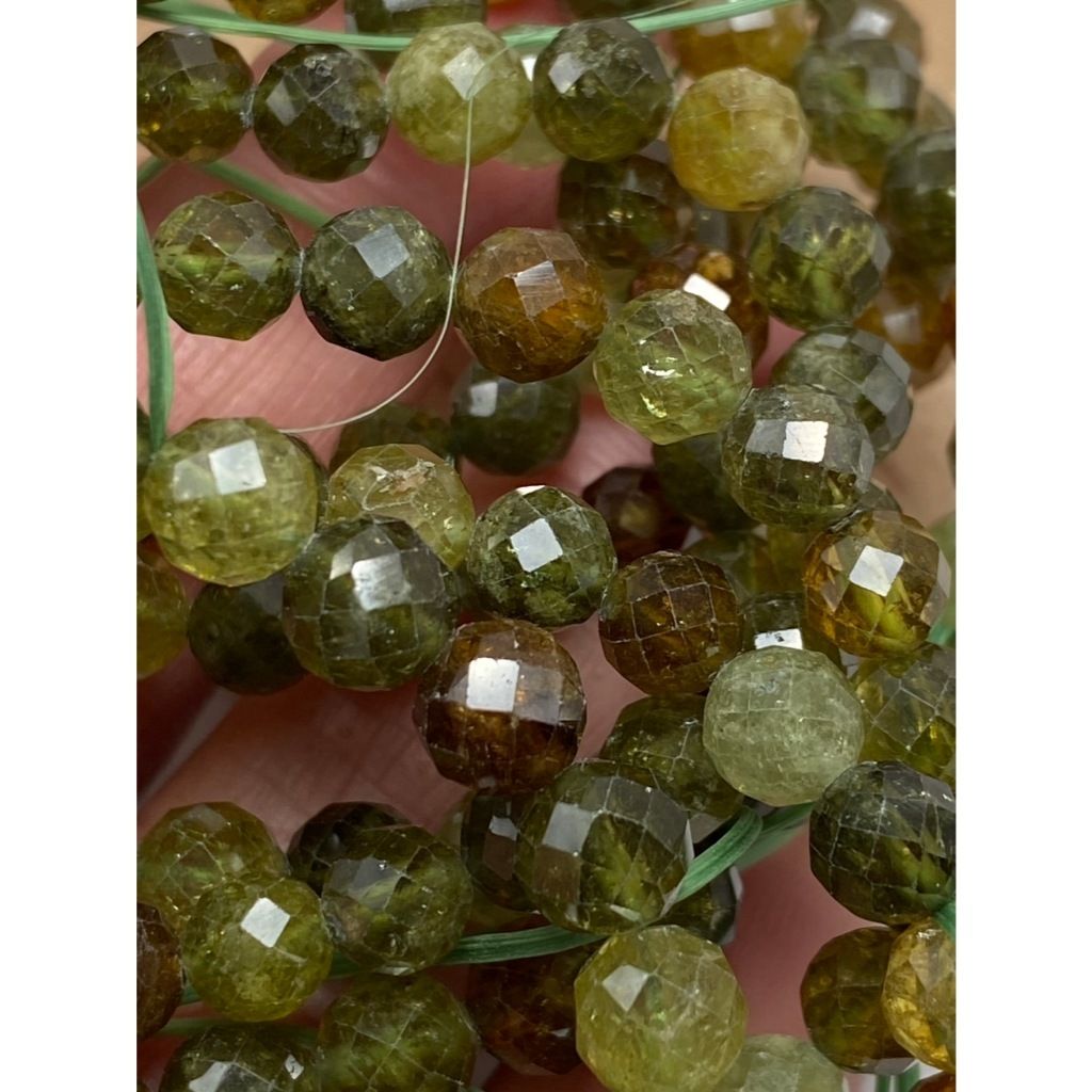 tw-11134207-7rbk3-m7c4ar3r43u940