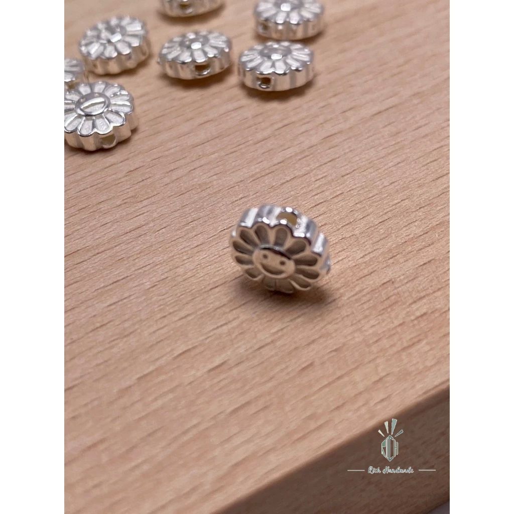 tw-11134211-7ras8-m2v2pnbuhf8rff