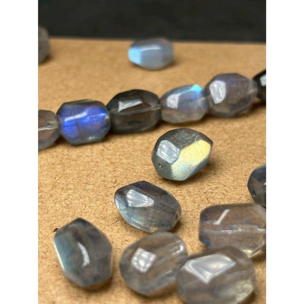 tw-11134207-7rbk8-m7vwqld4u14p7d