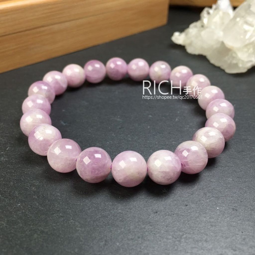 17ad1da79afad378bee6e19974a42641