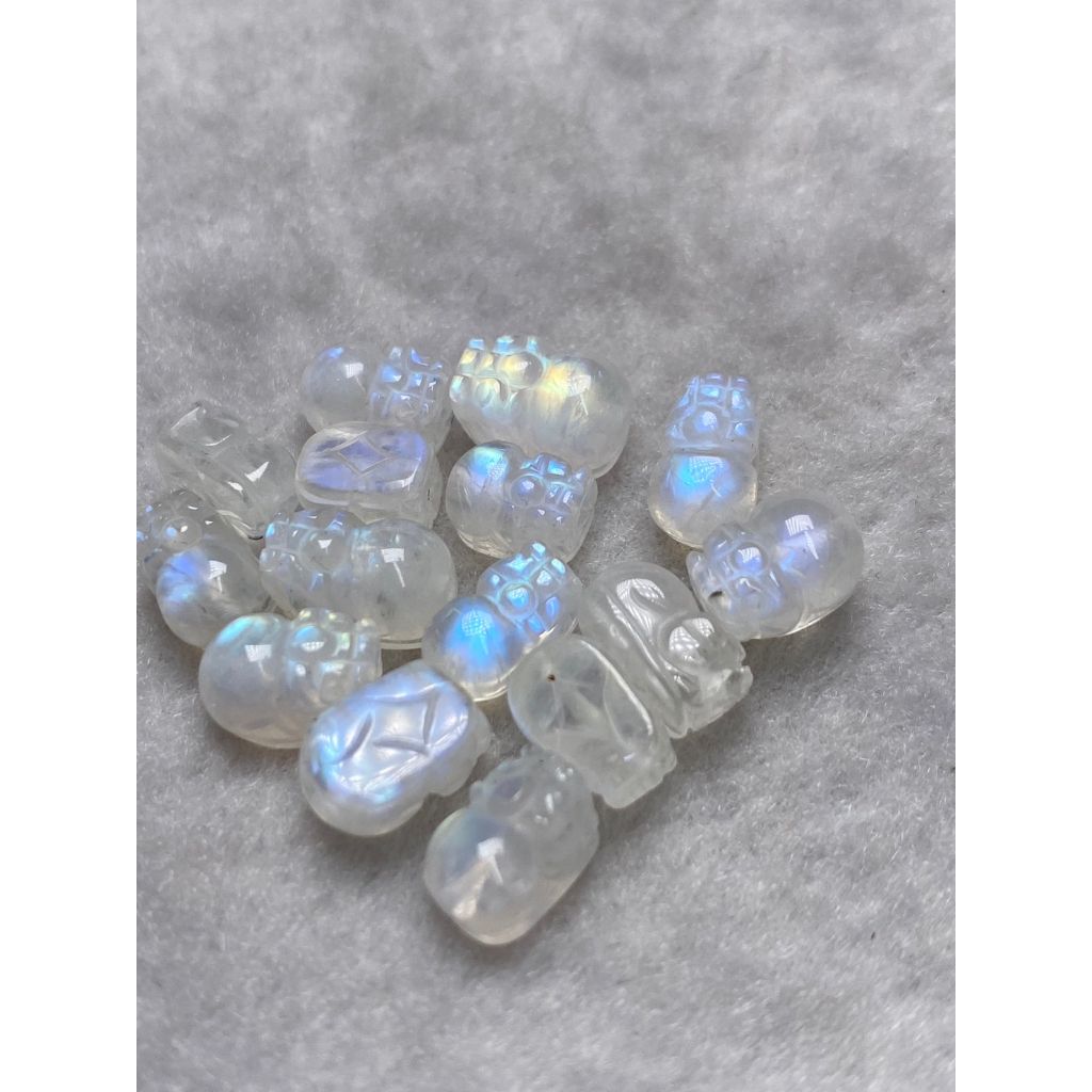 tw-11134207-7qul7-lg0fx2mz6cru3f