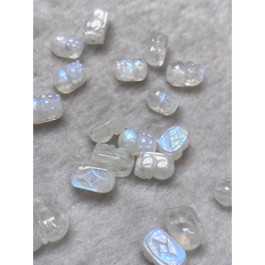 tw-11134207-7qul1-lg0fx2mz95wq0e