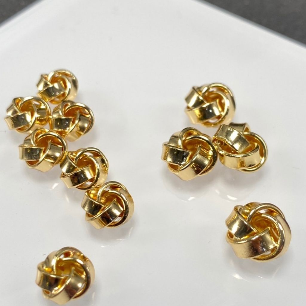 tw-11134207-7rasf-m4jpgpz5dvi883