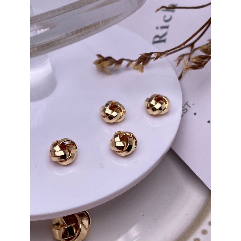 tw-11134207-7rase-m3a7gk8eup1z04