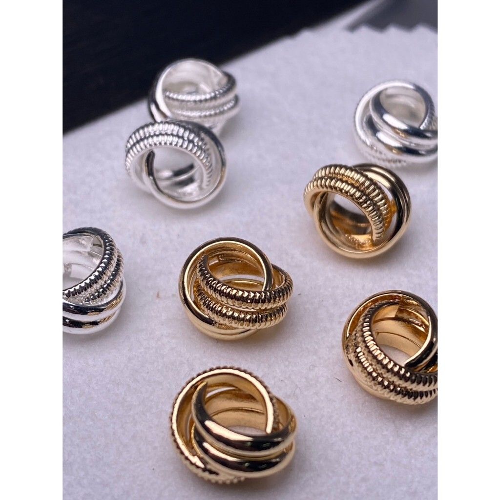 tw-11134207-7rasb-m4jpfeq0jbx94e