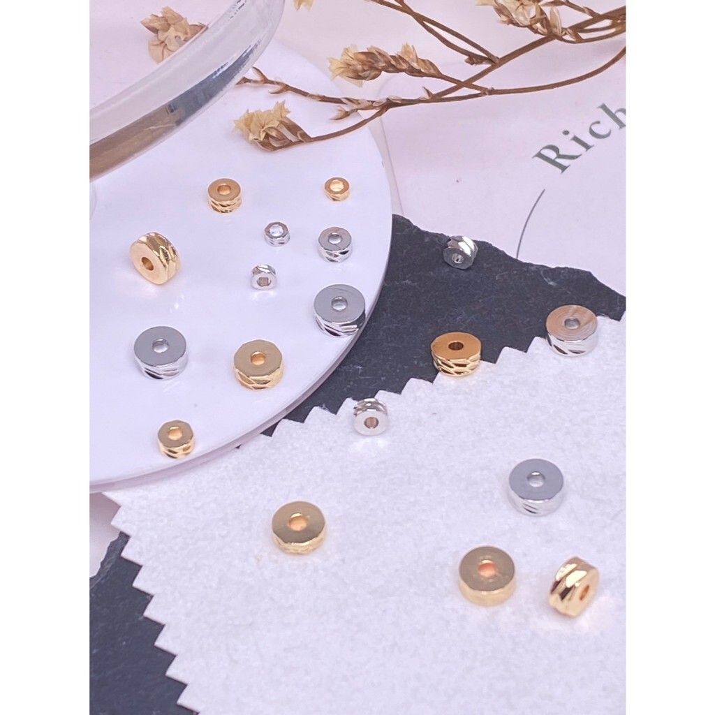 tw-11134207-7ras8-m34ovvg9kac412