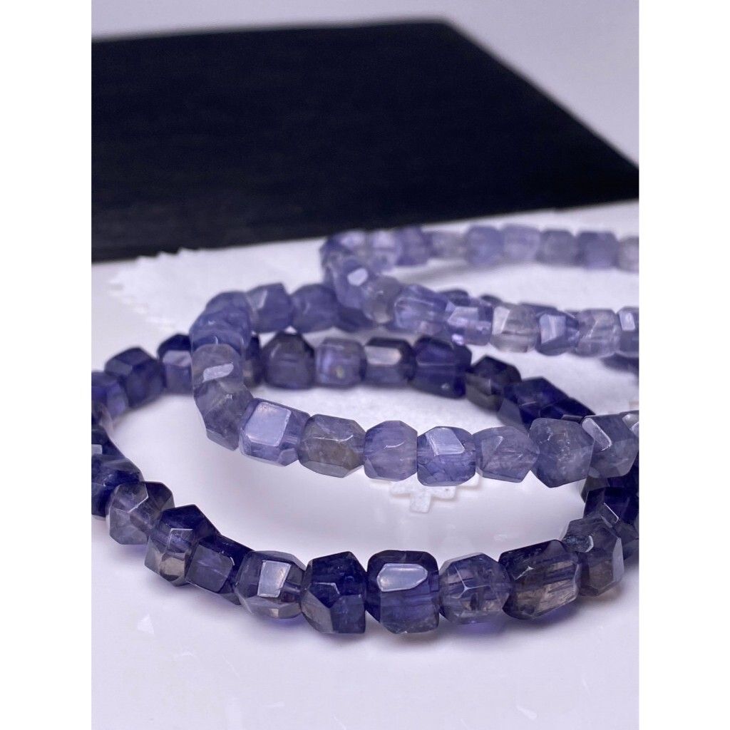 tw-11134207-7rasi-m3yojygizwlc81