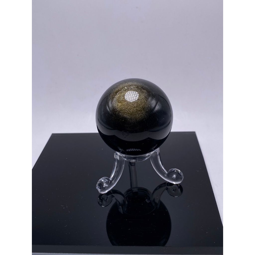 tw-11134207-7qula-lk4ss3s3nv7q9b